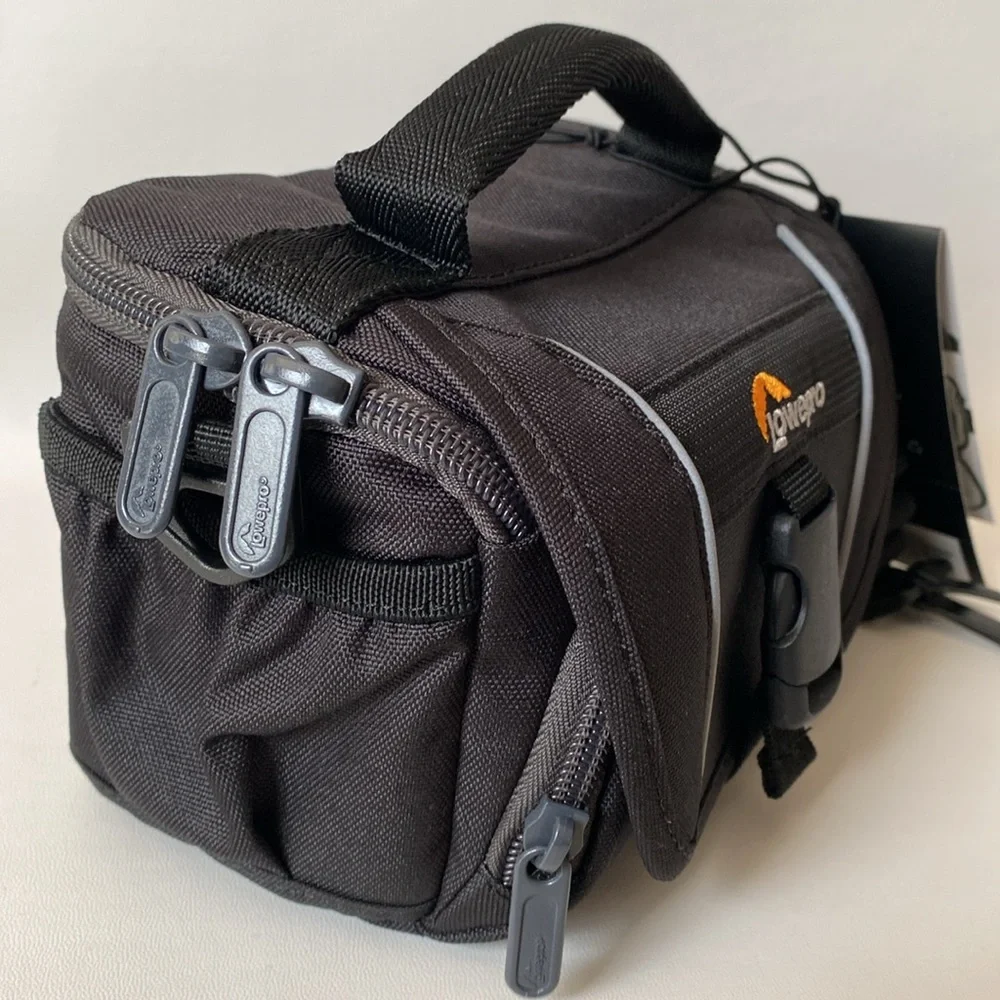 Adventura SH 110R II Black Camera Bag